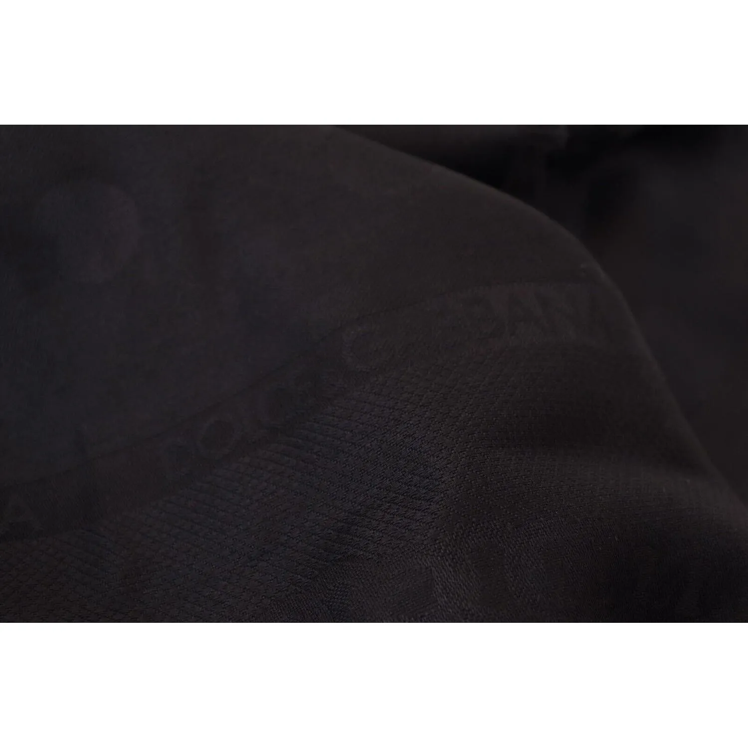 Dolce & Gabbana Elegant Silk-Wool Fringed Scarf in Dark Blue
