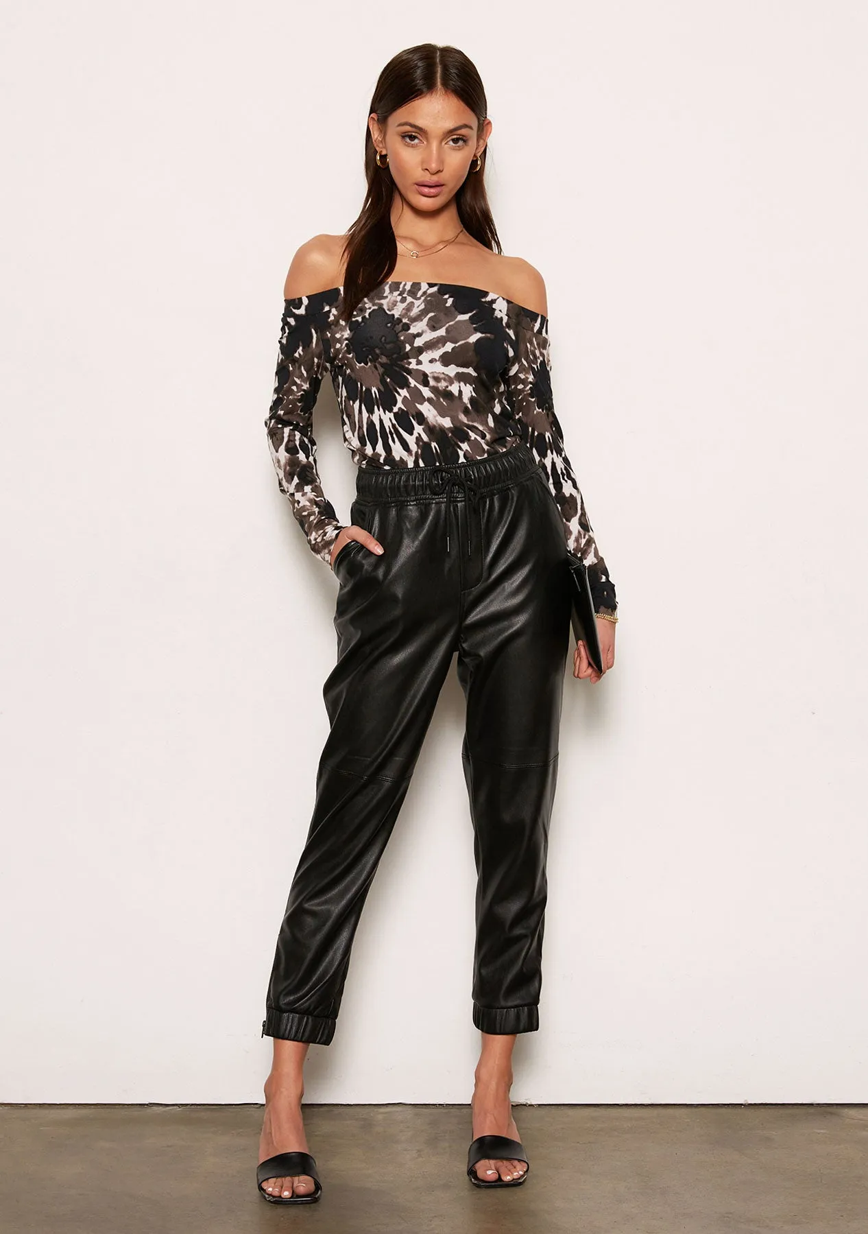 Elvira Top