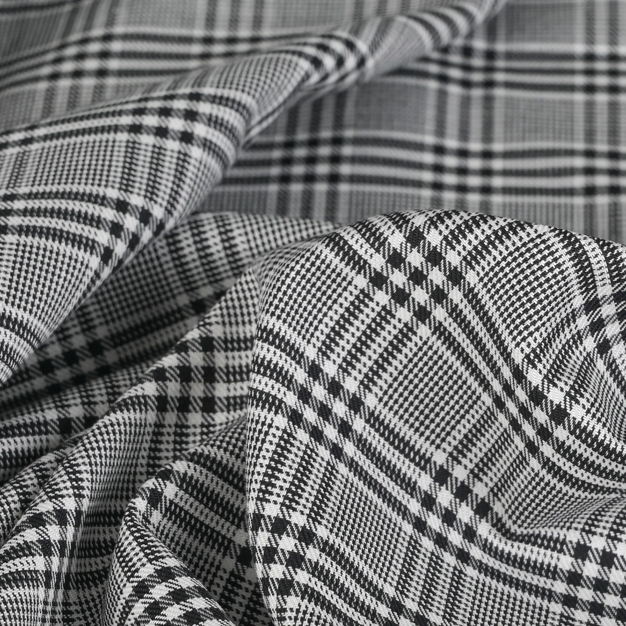 Grey Prince of Wales Poplin 98931