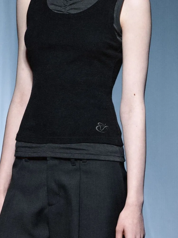 Pleated Embroidered Logo Patchwork False Two Piece Tank Top【s0000007921】