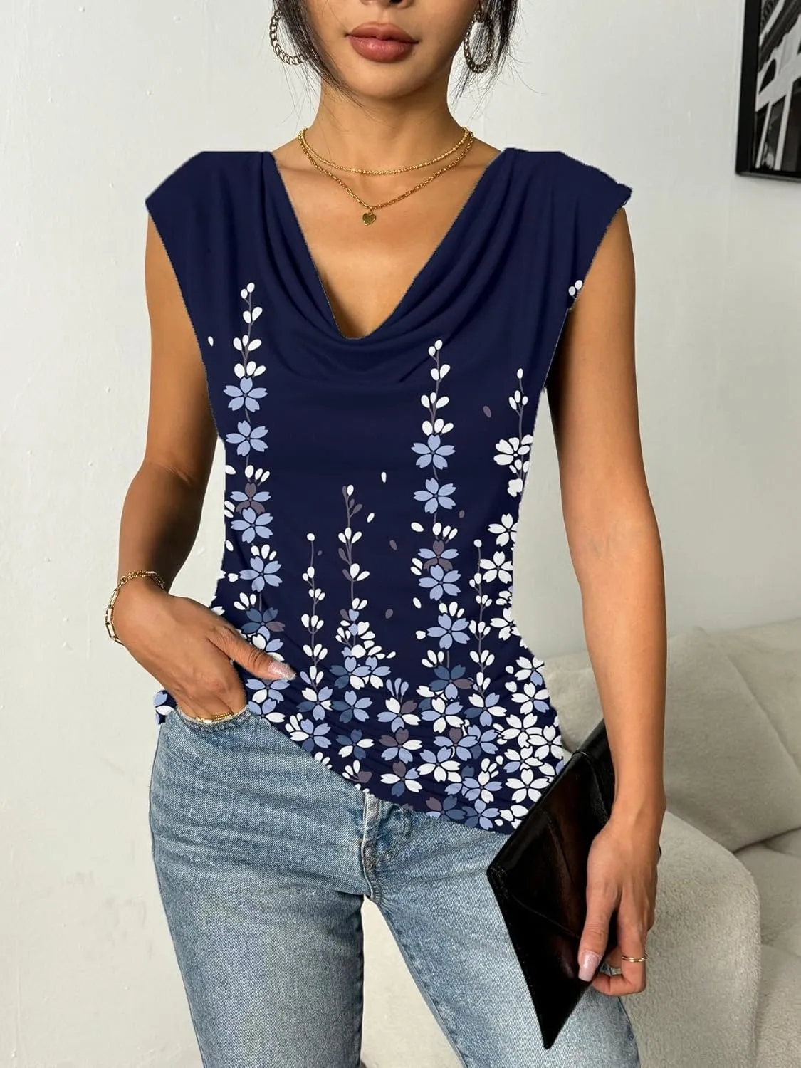 Zeagoo Tank Top for Women Trendy Going Out Tops Sleeveless Shirts Ruched Business Casual Basic Tunic Tops